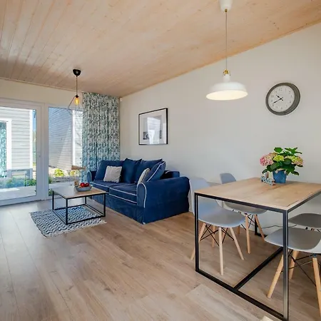 Feriehus Niebieski Kamyk *